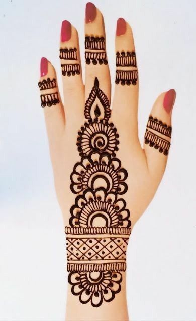 4. Geometric Arabic Hand Mehndi Design